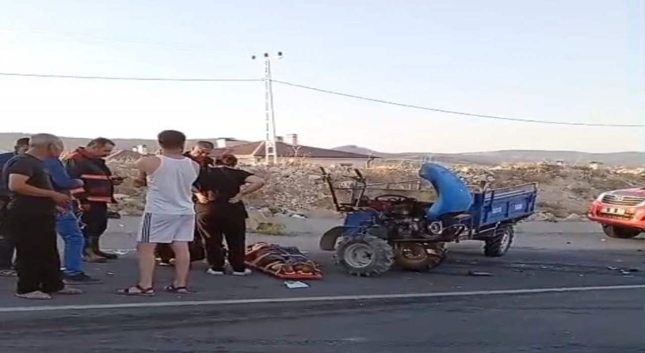 Malatyada otomobil ile çapa motoru çarpıştı: 4 yaralı