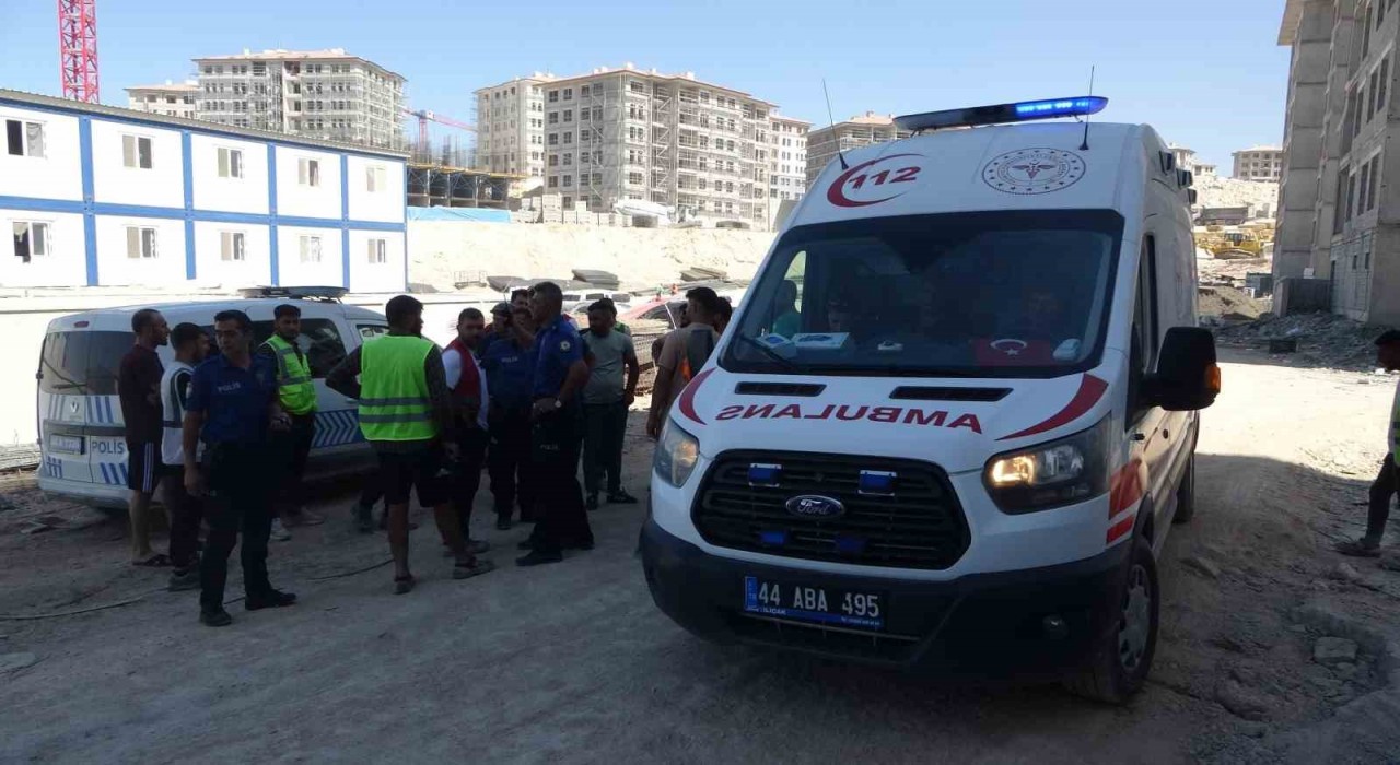 Malatyada şantiye işçileri arasında taşlı sopalı kavga: 5 yaralı