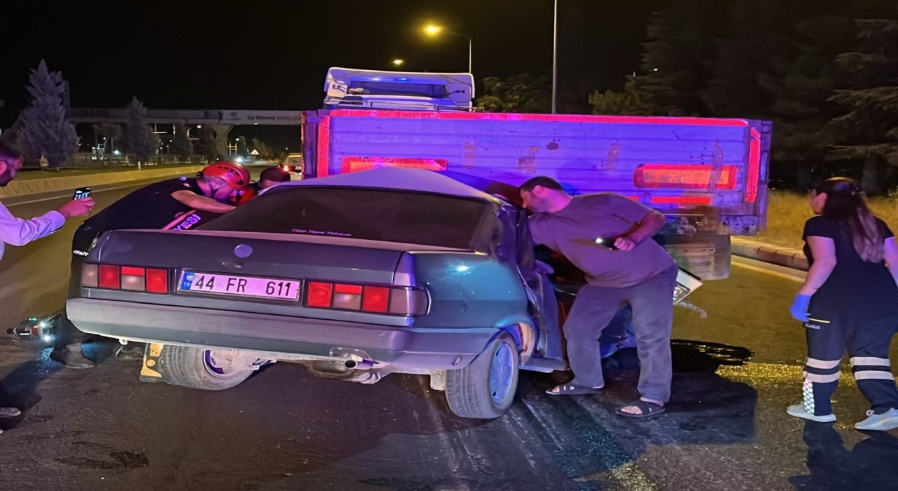 Malatyada tır ile otomobil çarpıştı: 1 yaralı