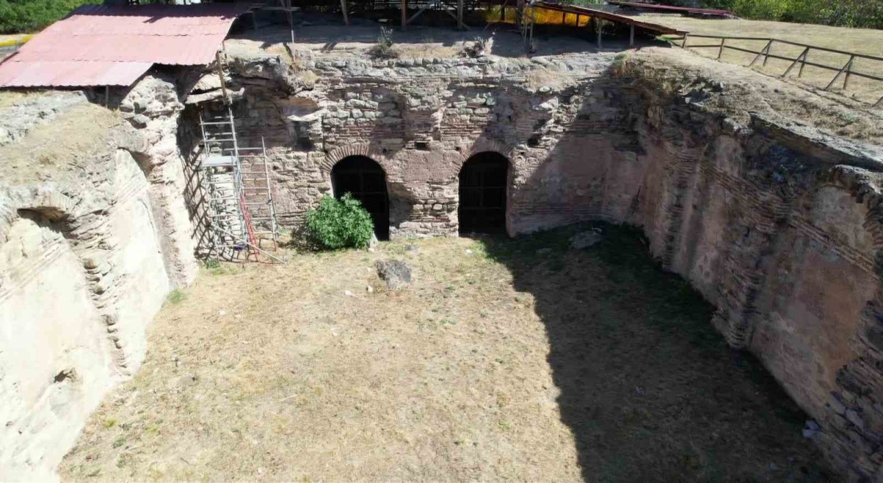 Maltepede apartmanların arasında Bizanstan kalma arkeolojik alan