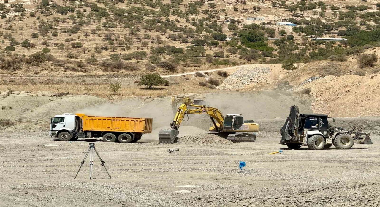 Mardin Valiliği ve Büyükşehir Belediyesinden spora yeni tesis desteği