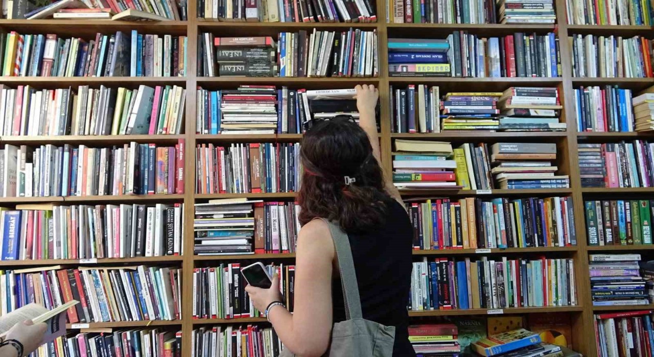 Mardinde sahaflar geçmişin izlerini yaşatıyor