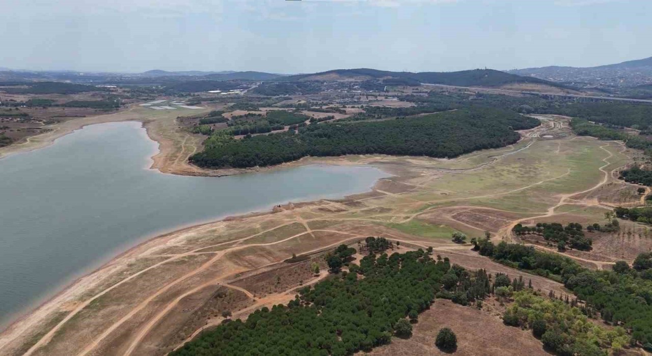 Megakent İstanbulun barajlarındaki su seviyelerinde kritik düşüş yaşanıyor
