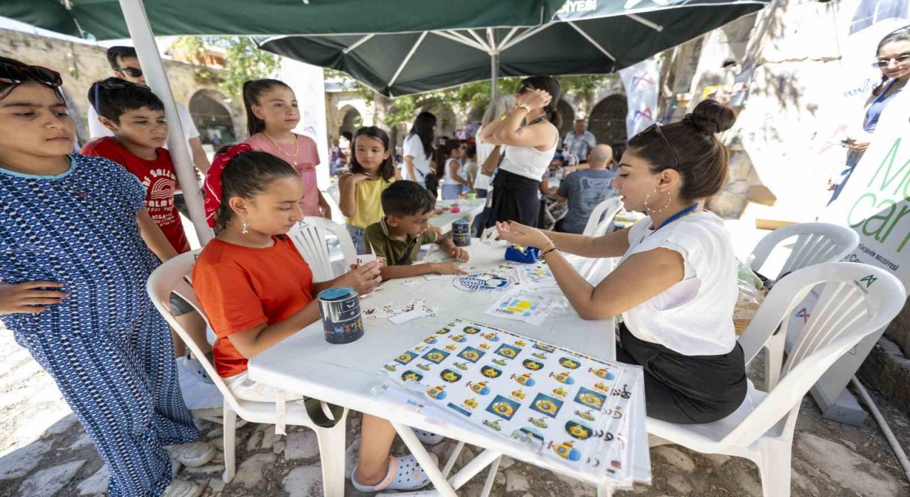 Mersinde herkes bilimle buluşuyor
