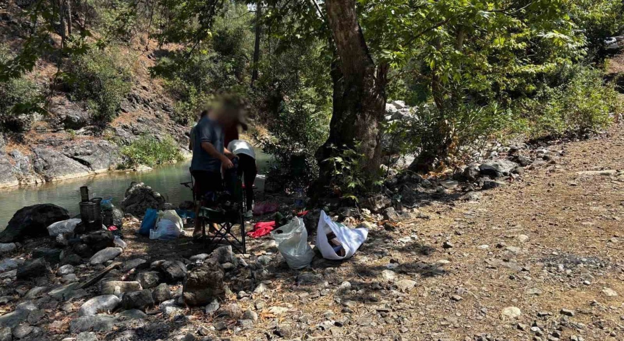 Mersinde ormanlık alana izinsiz girenlere ceza kesildi