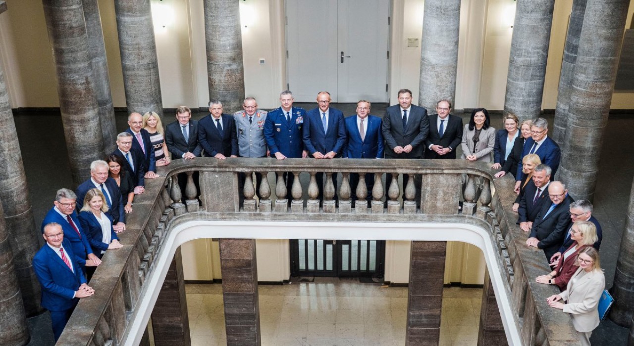 Merz: Almanya NATOda en güçlü orduya sahip olması gereken bir ülkedir