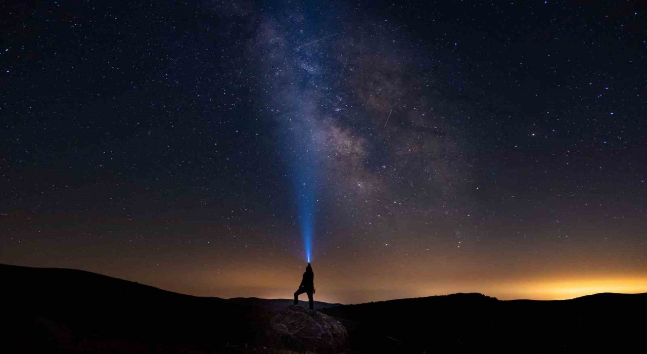 Meteor yağmuru görsel şölen sundu