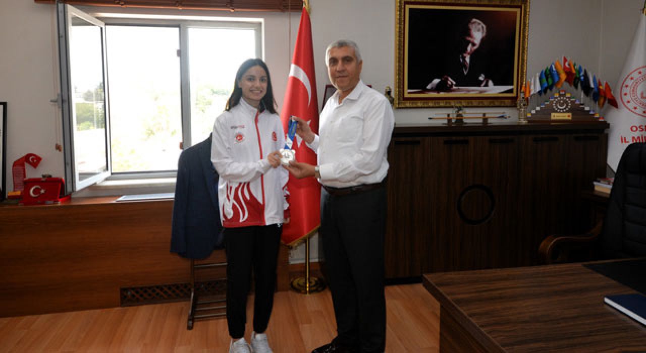 Milli Eğitim Müdürü Albak’tan Dünya İkincisine Tebrik