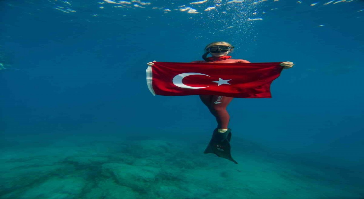 Milli sporcu Şahika Ercümenden, zafer dalışı