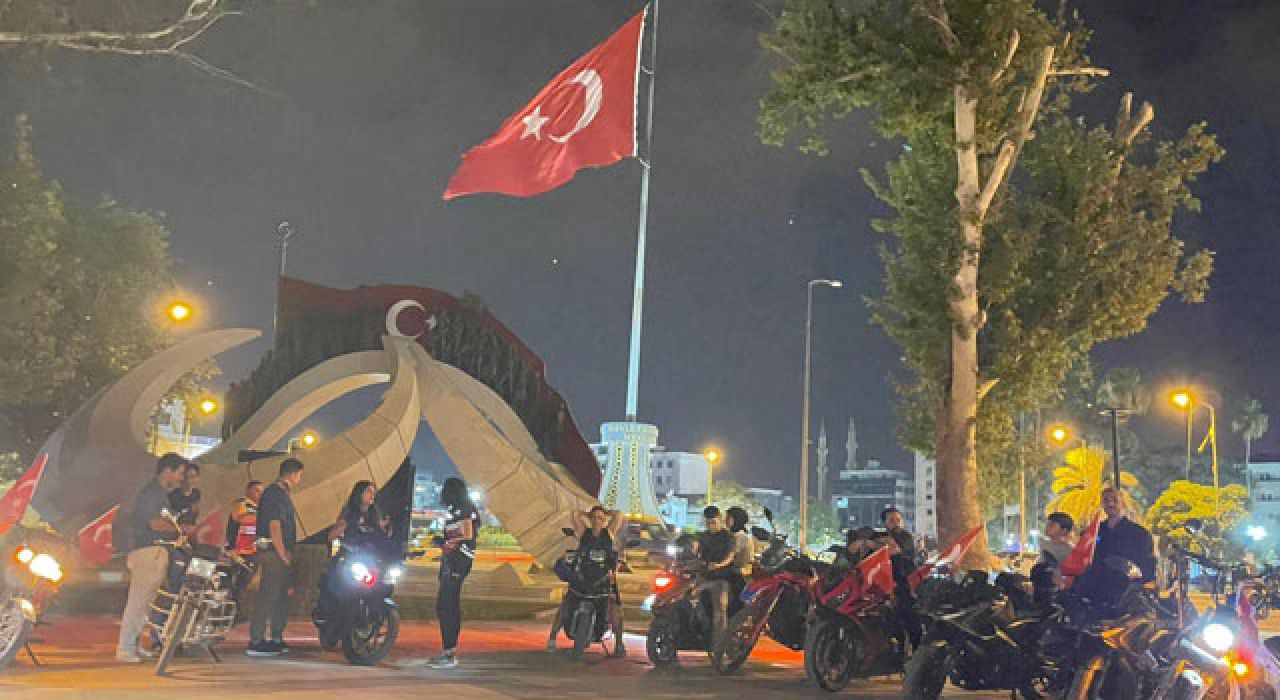 Motorculardan 30 Ağustos Korteji