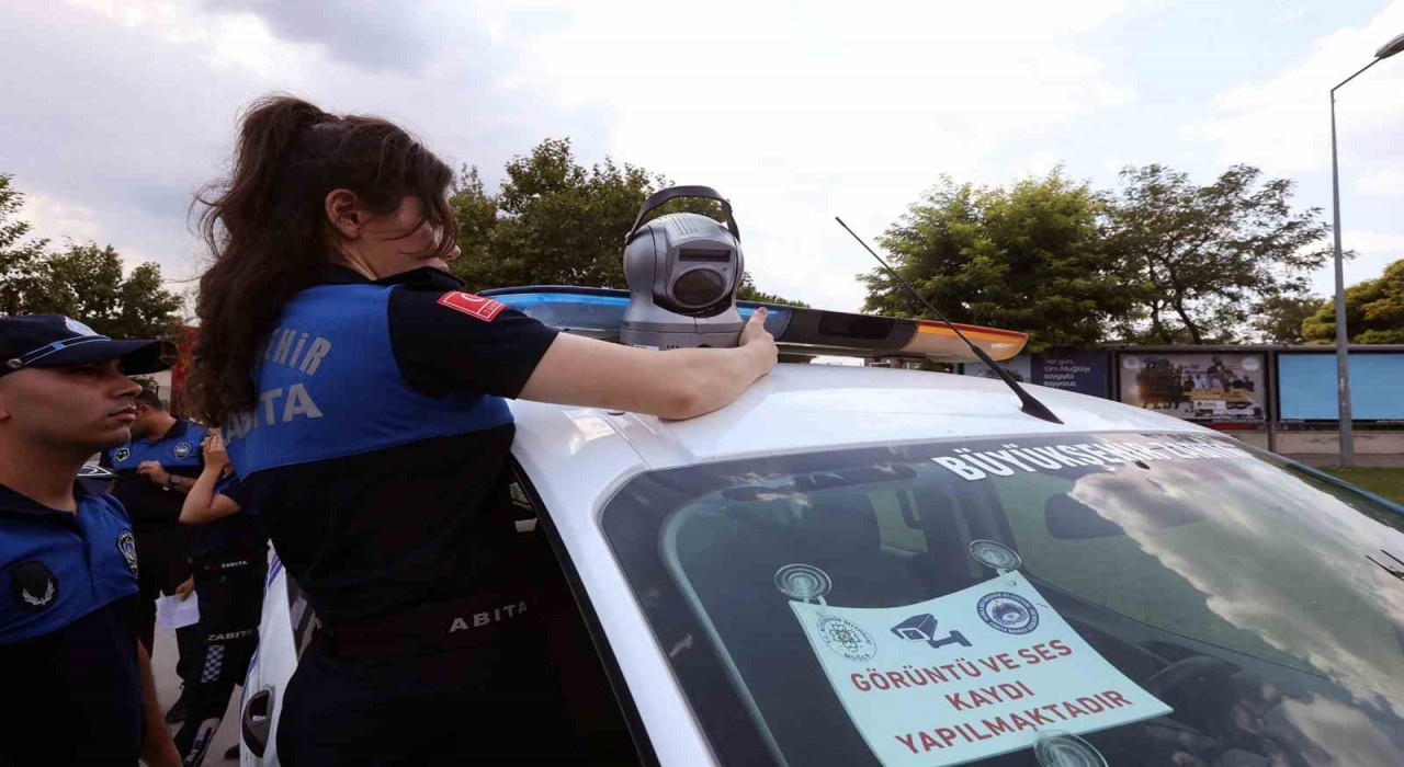 Muğla Büyükşehir zabıtasına kameralı denetim aracı