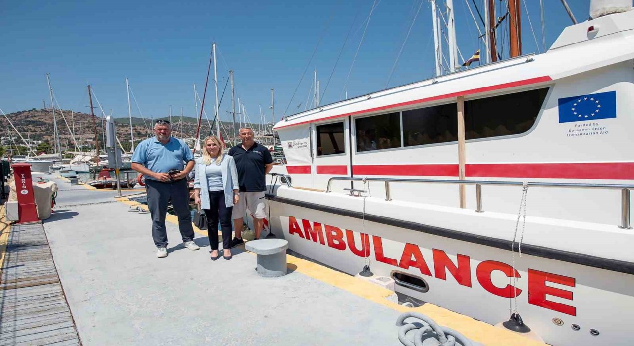 Muğlanın kadın İl Sağlık Müdürü eksikleri yerinde tespit ediyor
