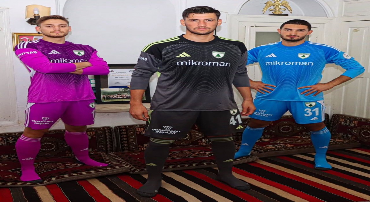 Muğlaspor kalecilerinden yörük temalı forma tanıtımı