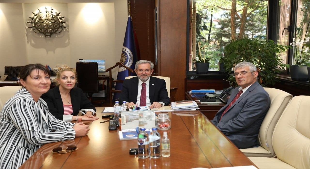 Muhabirler Derneğinden Ankara Üniversitesi Rektörü Prof. Dr. Necdet Ünüvara ziyaret