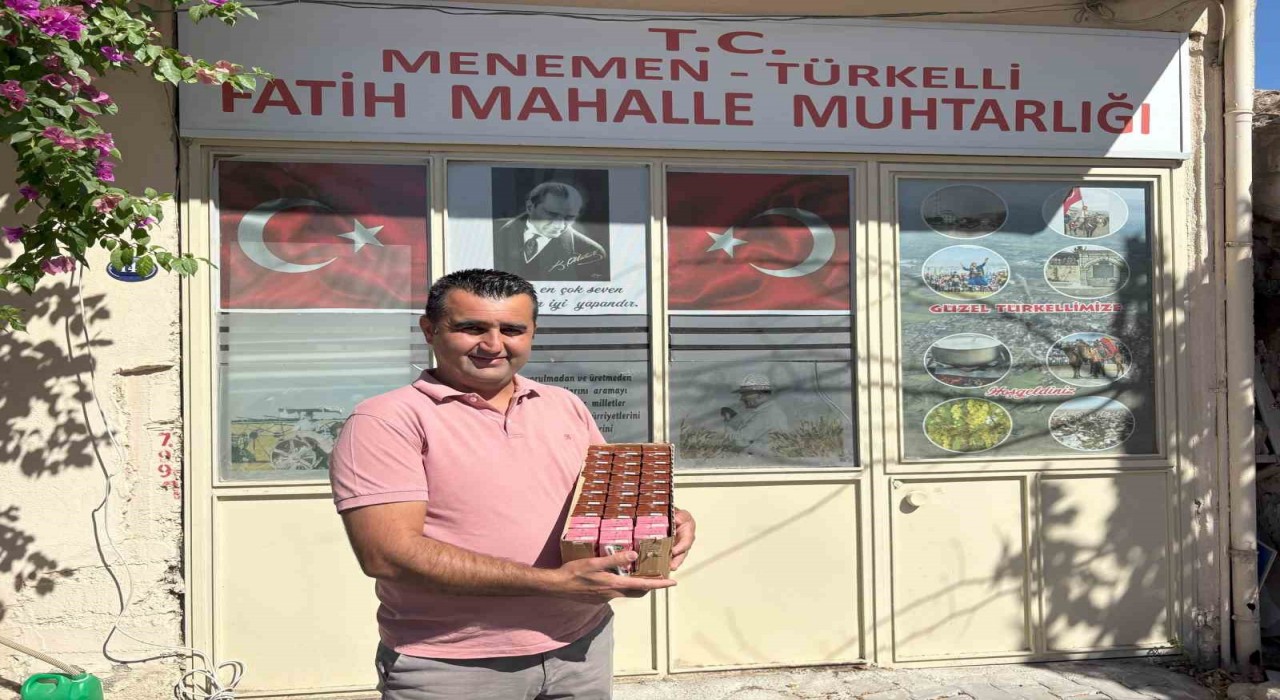 Muhtardan çevre temizliği için sütlü, çaylı teşvik