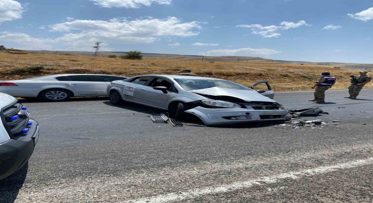 Muşta feci kaza: 7 yaralı