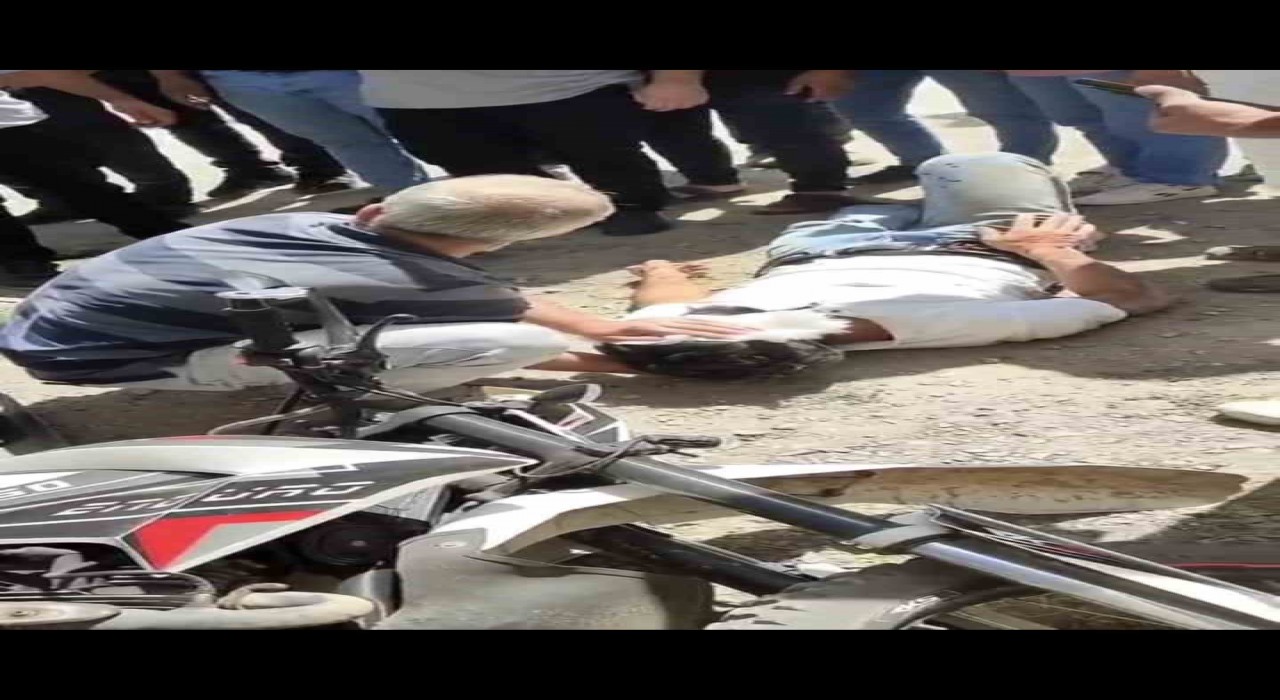 Muşta motosiklet ile otomobil çarpıştı: 2 yaralı