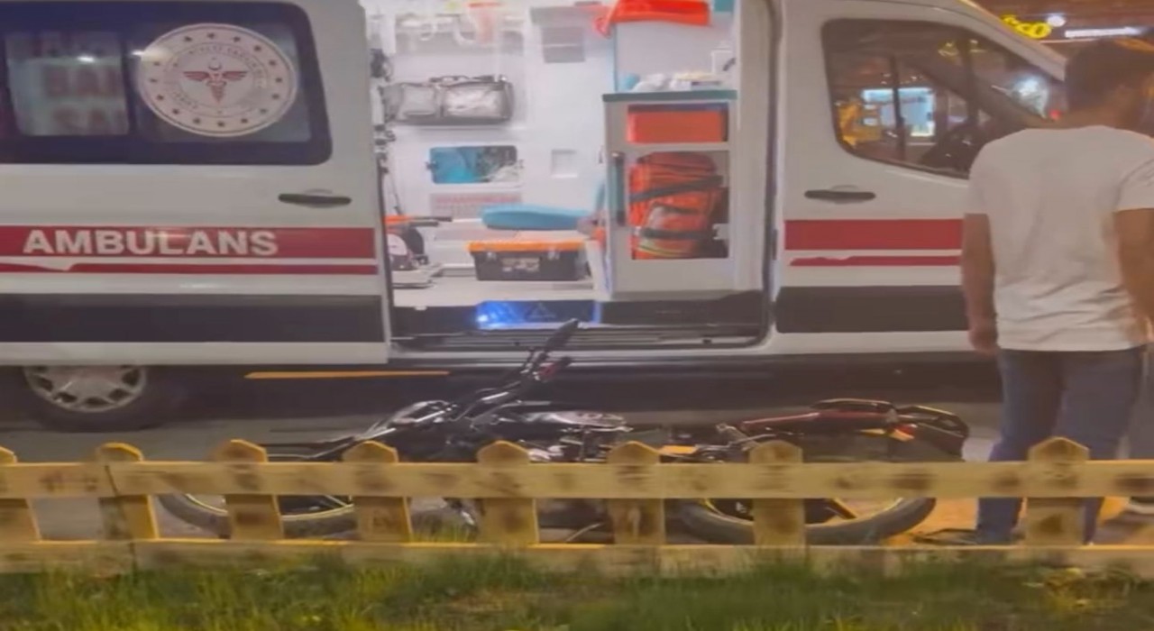 Muşta otomobil ile motosiklet çarpıştı: 2 yaralı