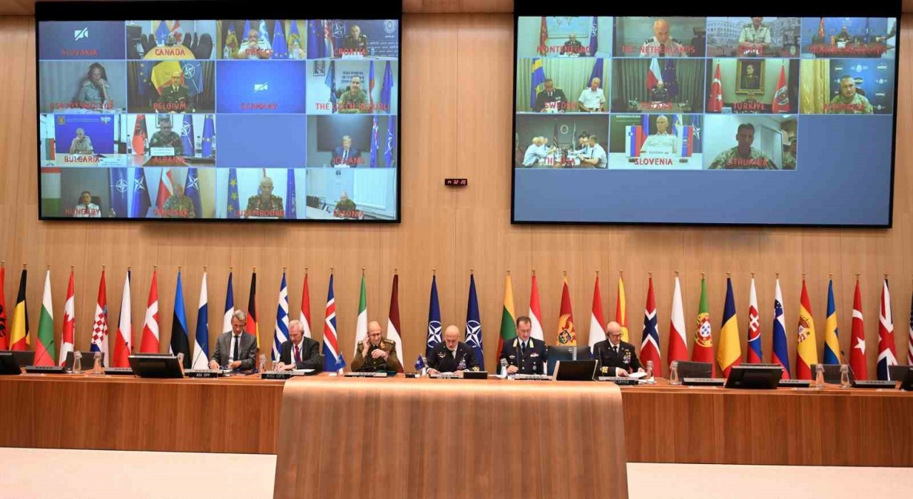 NATO Genelkurmay Başkanları video konferansla bir araya geldi
