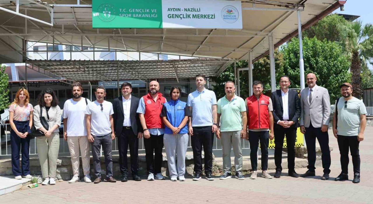 Nazilli Gençlik Merkezinde incelemelerde bulunuldu