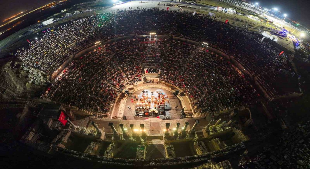 Neşet Ertaş türküleri Laodikyada hayat buldu