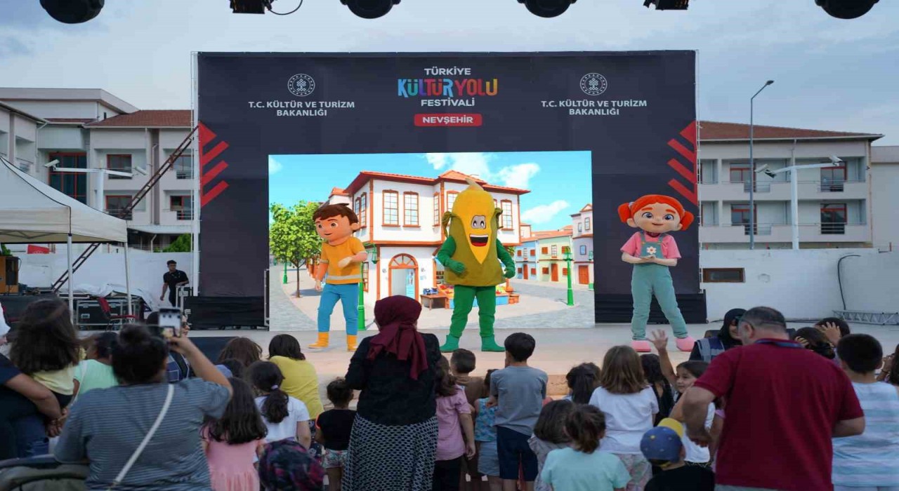 Nevşehir Kültür Yolu Festivali coşkuyla devam ediyor