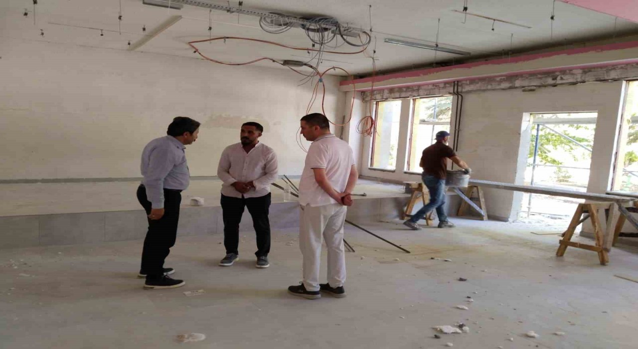 Öğrencileri daha konforlu karşılamak için Bala Hatun Yurdu yenileniyor