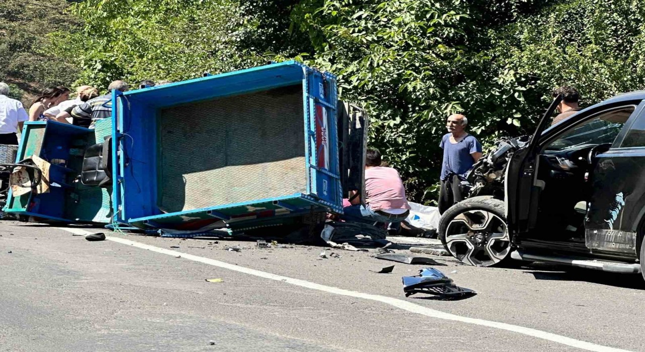 Orduda cip patpata çarptı: 2 yaralı