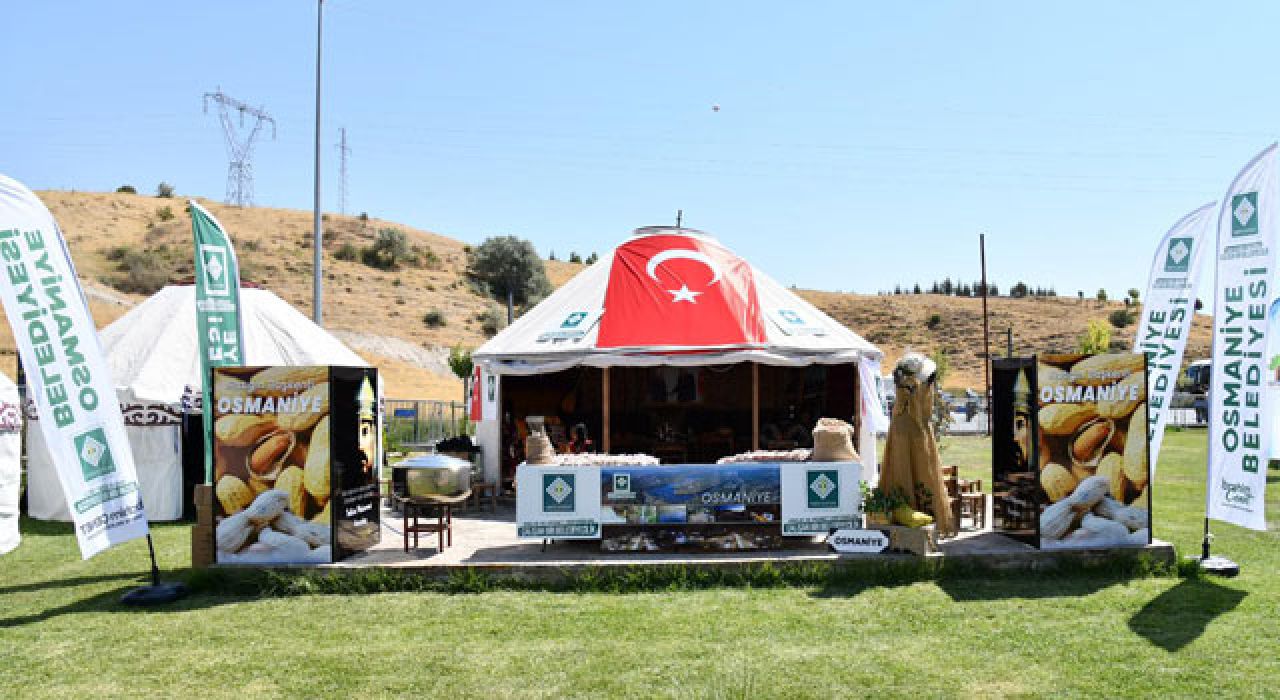 Osmaniye Belediyesi, Malazgirt Zaferi Yıl Dönümü Etkinliklerinde Yerini Aldı