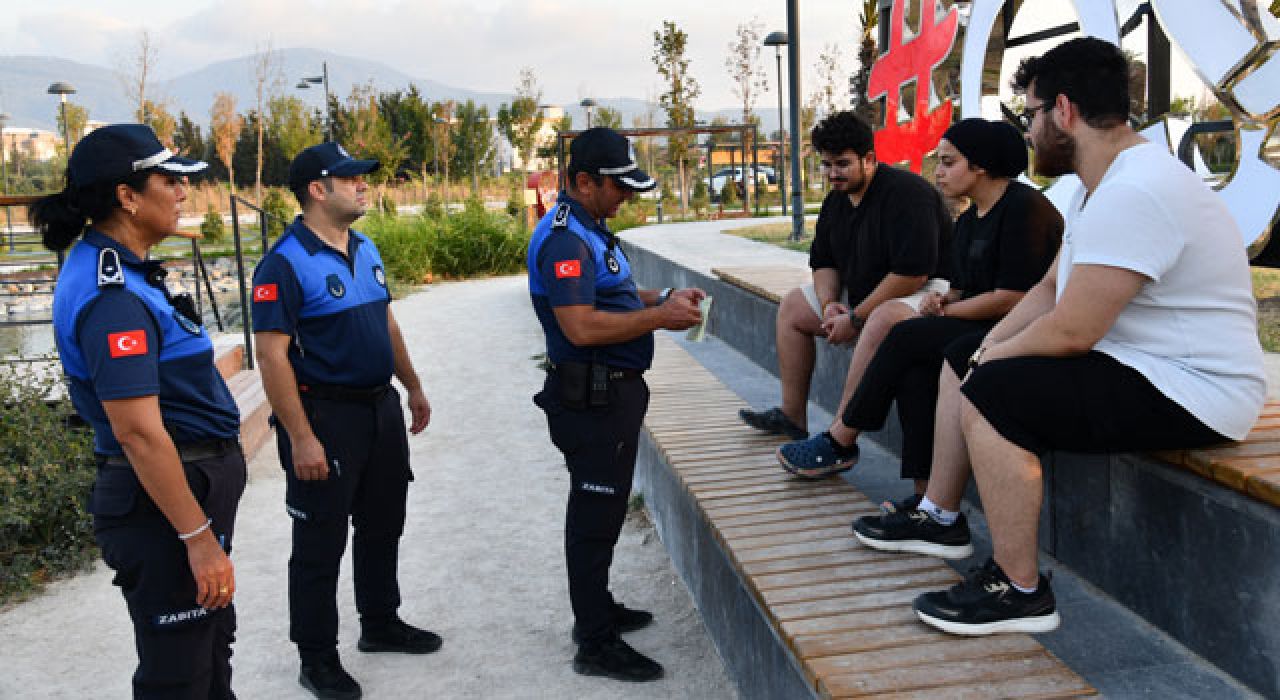Osmaniye Belediyesi’nden Çevre Kirliliğine Mizahi Uyarı