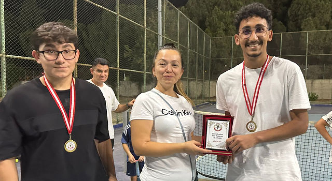 Osmaniye Tabip Odası Tenis Turnuvası Sona Erdi