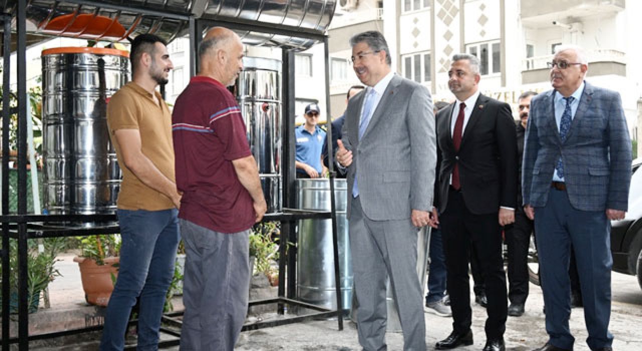 Osmaniye Valisi Dr. Erdinç Yılmaz Esnafı Ziyaret Etti