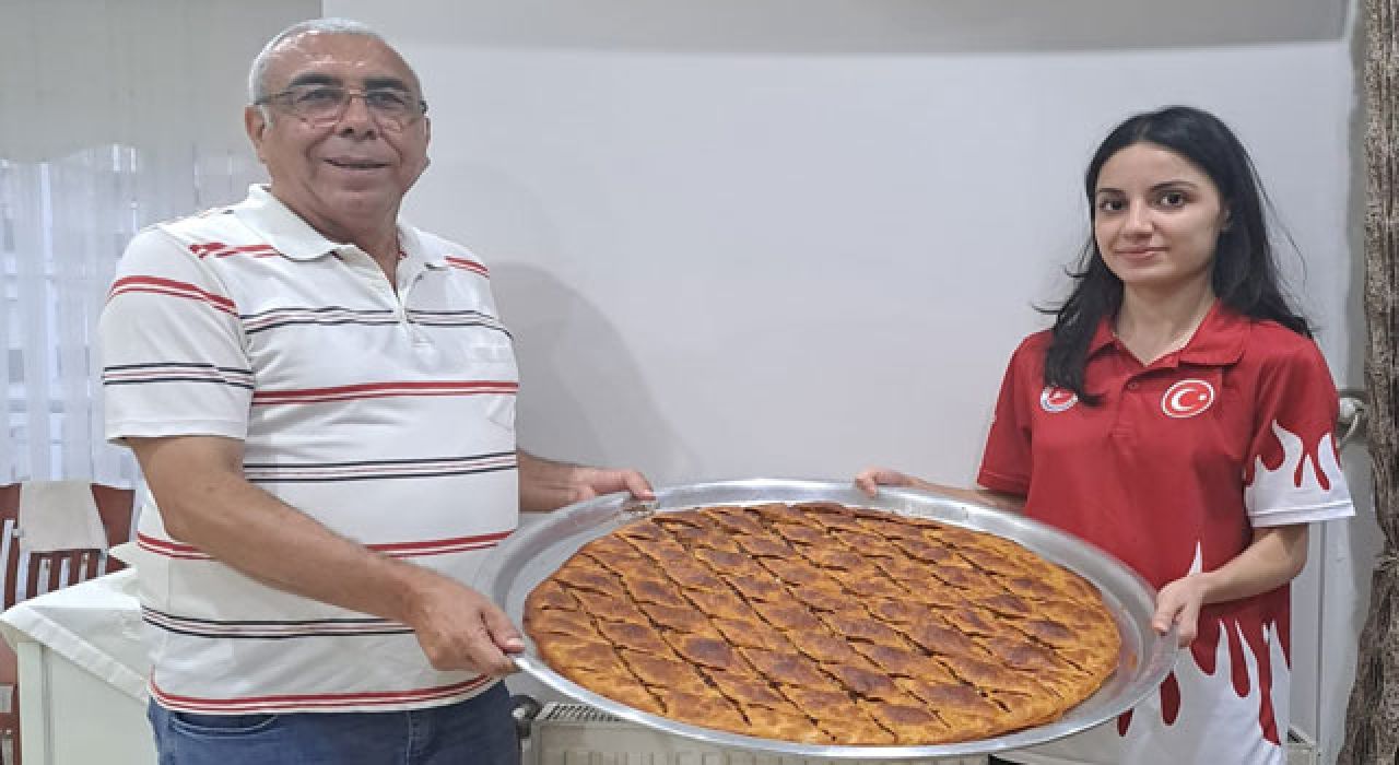 Osmaniye’nin Lezzeti Etli Kömbe, Milli Sporcu Kılınç ile Buluştu