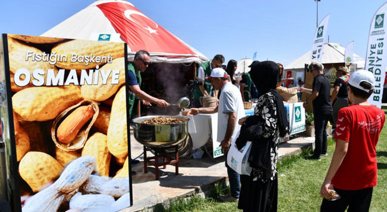 Osmaniye’nin Lezzetleri Ahlat’ta Tanıtıldı: Tanıtım Otağı İlgi Odağı Oldu