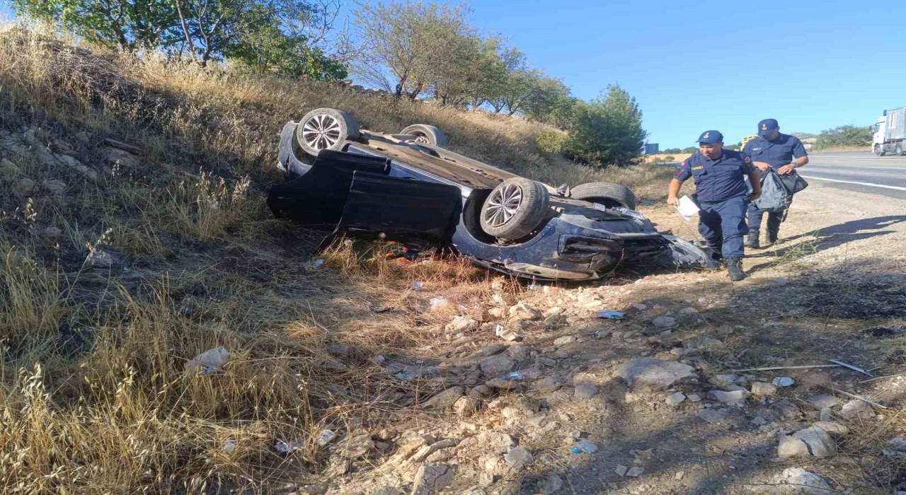 Otomobil takla attı: 1 yaralı