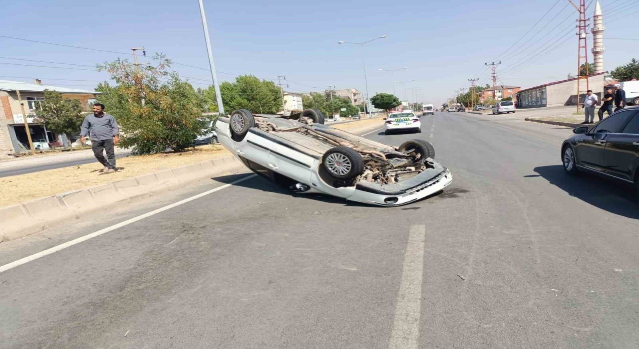 Patnosta takla atan araç sürücüsü ölümden döndü