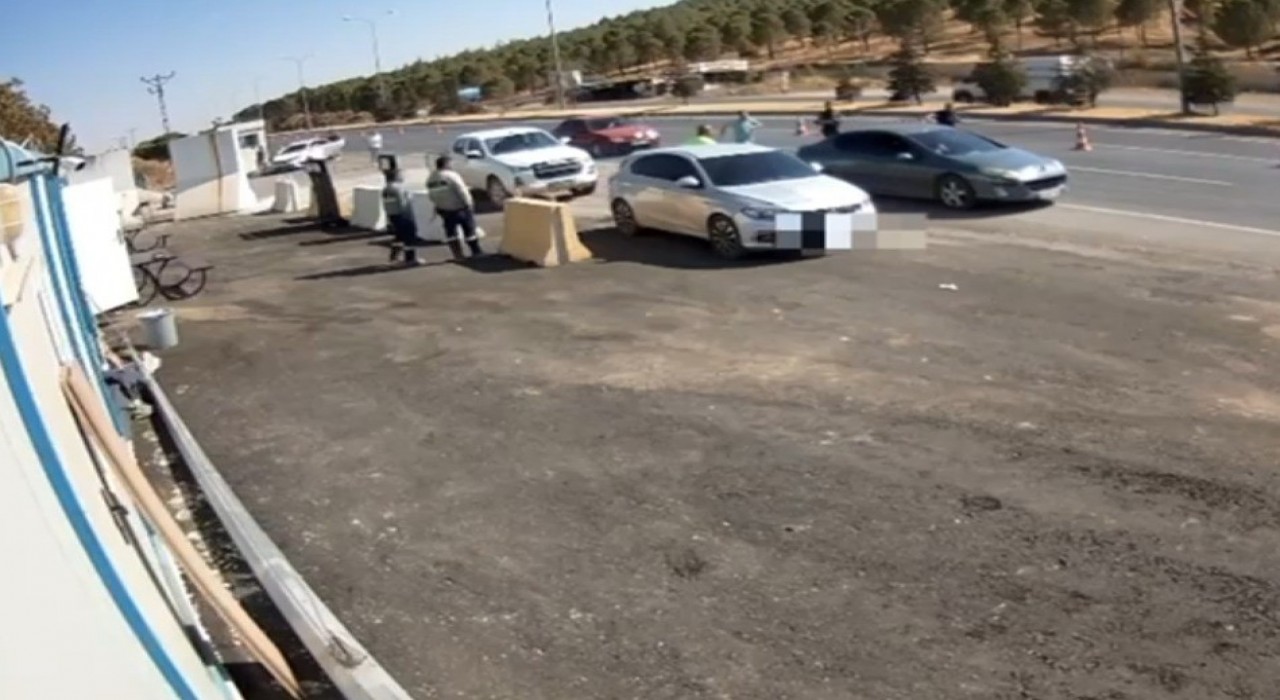 Polise çarpıp kaçtı, 141 gram metamfetamin ele geçirildi