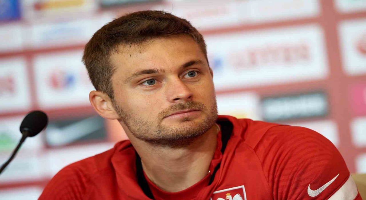 Polonyalı futbolcu Karol Linetty, Kocaelispor için Türkiyede