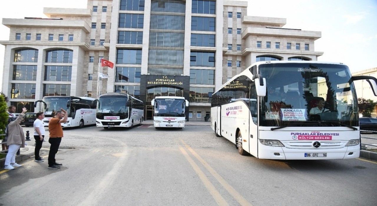 Pursakların kültür gezilerinde ilk kafile yola çıktı