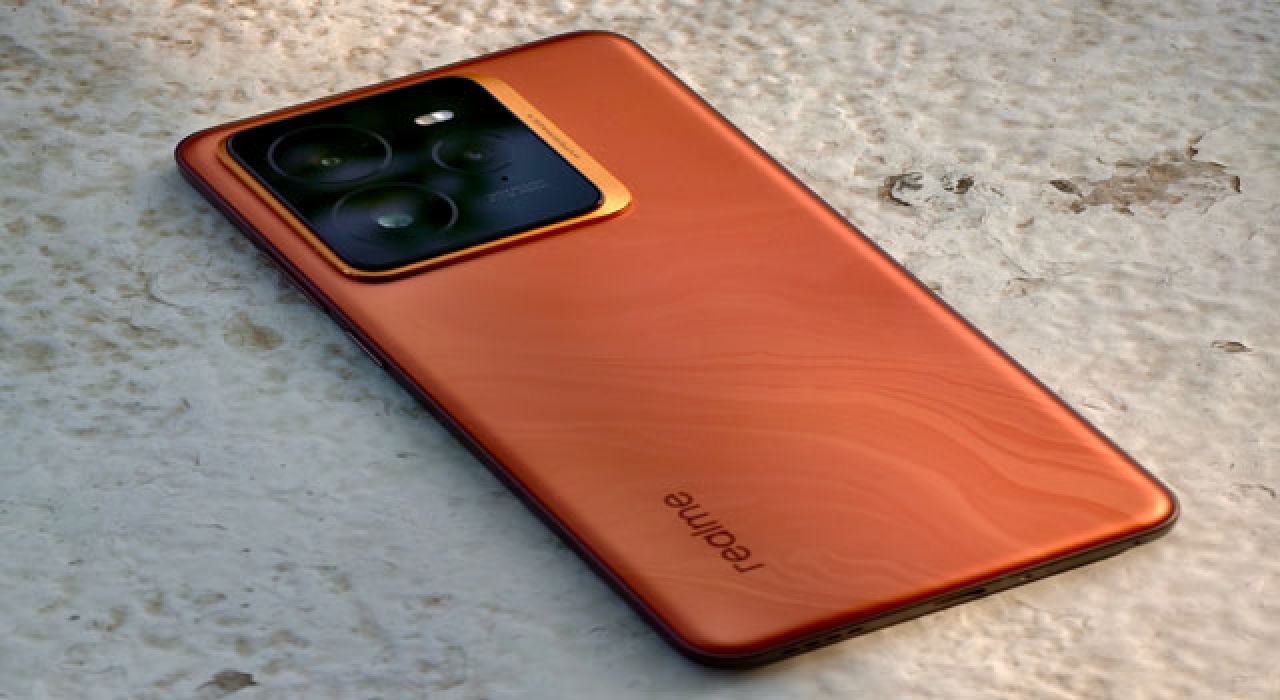 Realme GT 8 Pro, Amiral Gemisi Yarışına Güçlü Giriş Yapmaya Hazırlanıyor