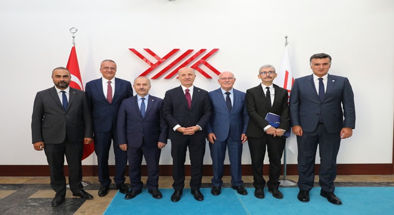 Rektör Prof. Dr. Savaş, YÖK Başkanı Özvarı ziyaret etti