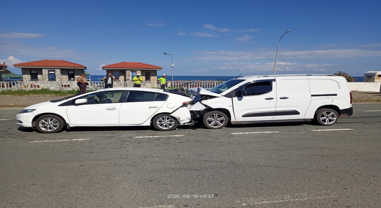 Rizede trafik kazası: 1 ölü, 5 yaralı