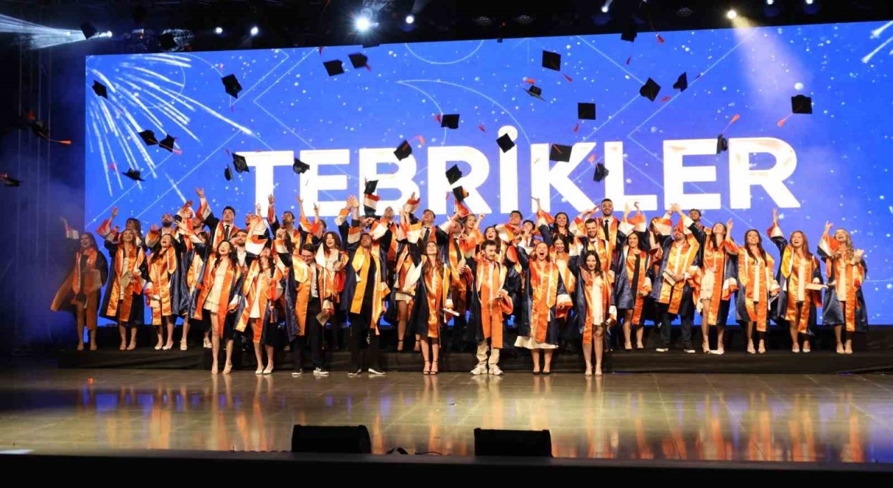 Sağlığın yeni neferleri mezun oldu