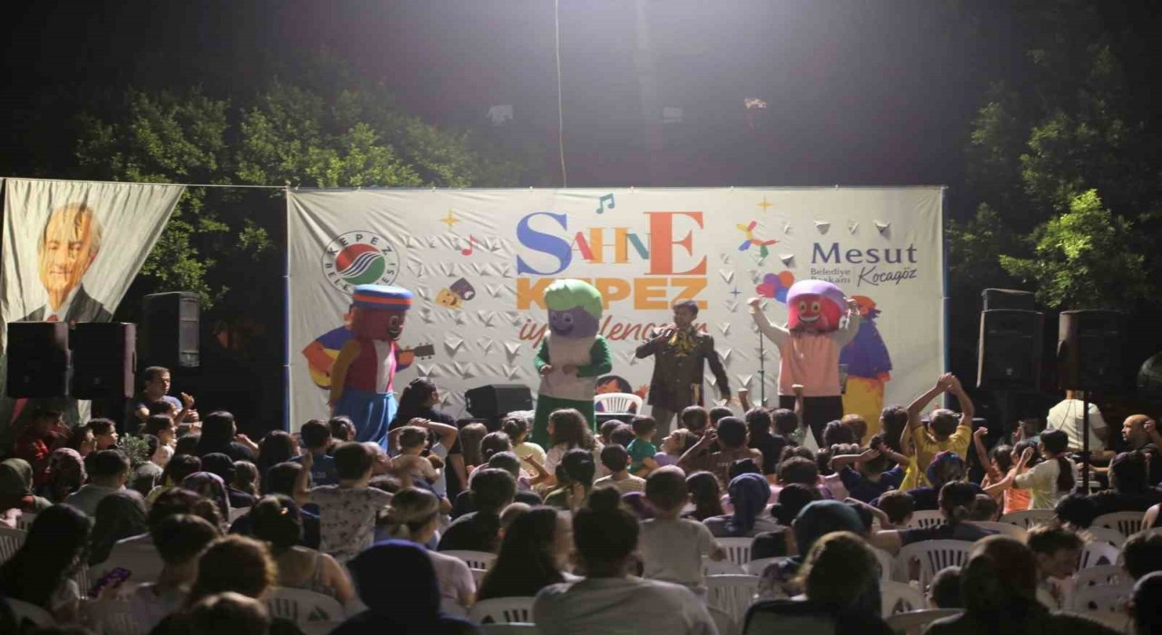 Sahne Kepez ile sanat sokakta, eğlence mahallelerde