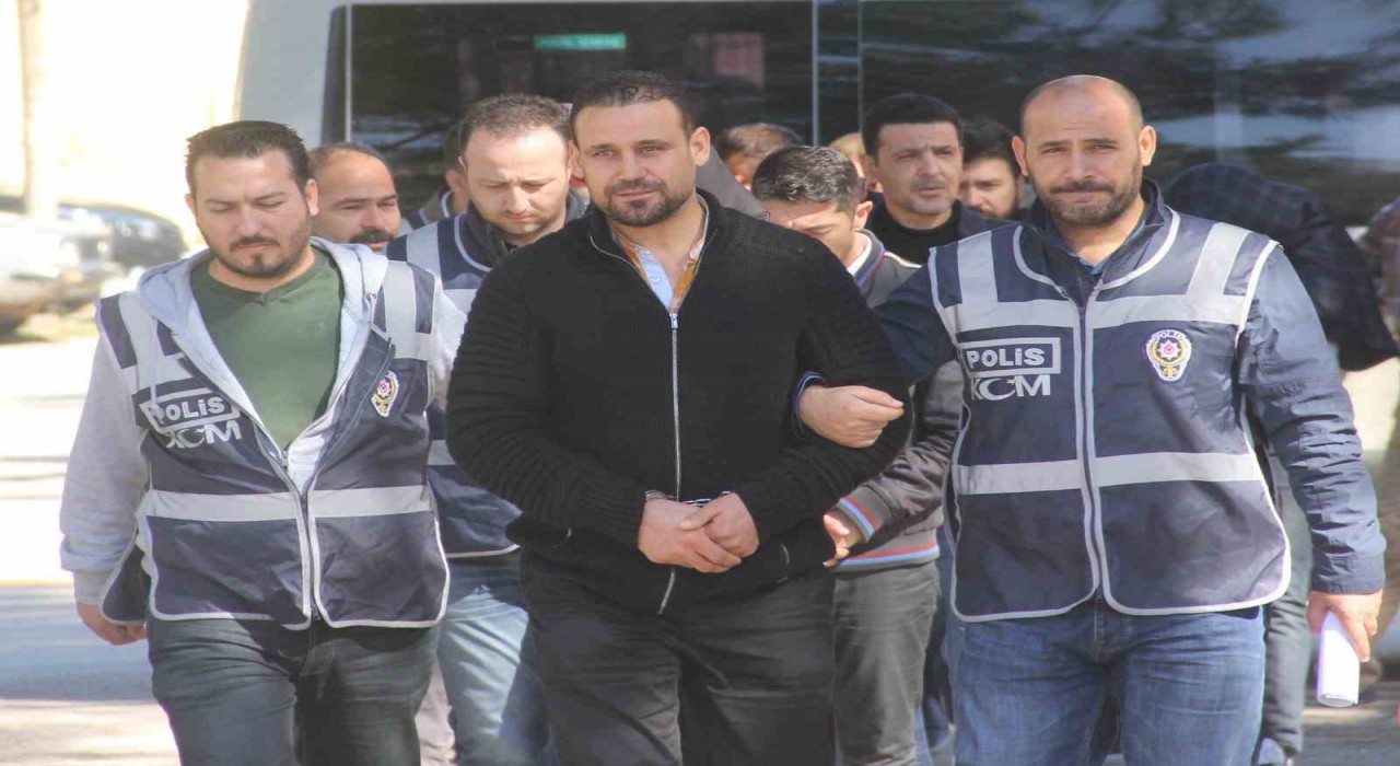 Sahte diploma çetesi lideri Ziya Kadiroğlu, 2018de aynı suçtan gözaltına alınmış