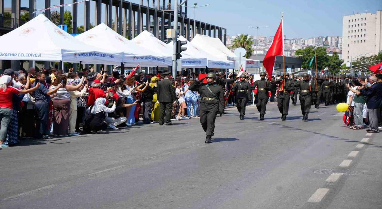 Samsunda Zafer Bayramı coşkuyla kutlandı