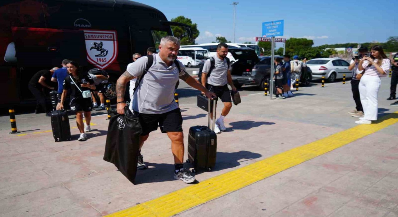 Samsunspor, Panathianikos maçı için Atinaya gitti