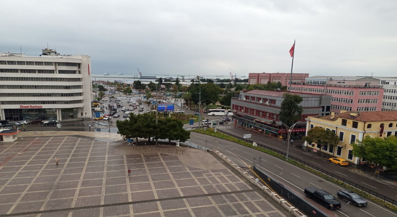 Samsunu serinleten yağmur