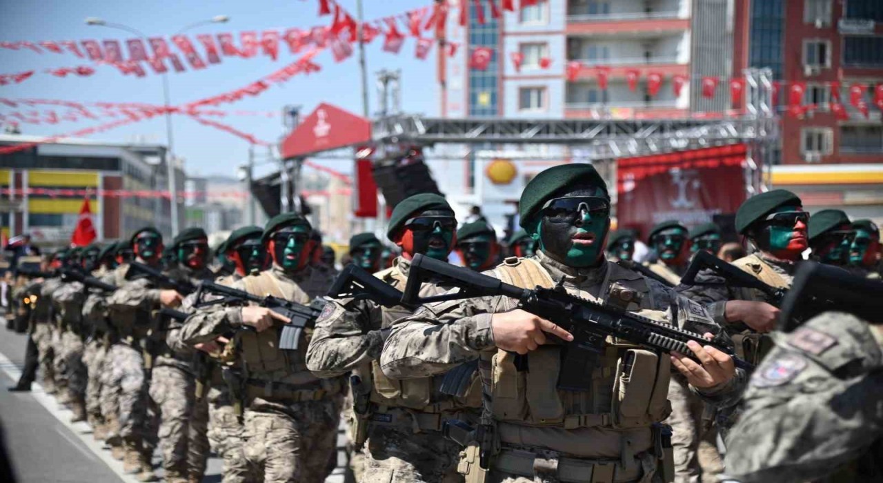 Şanlıurfada 30 Ağustos Zafer Bayramı kutlandı