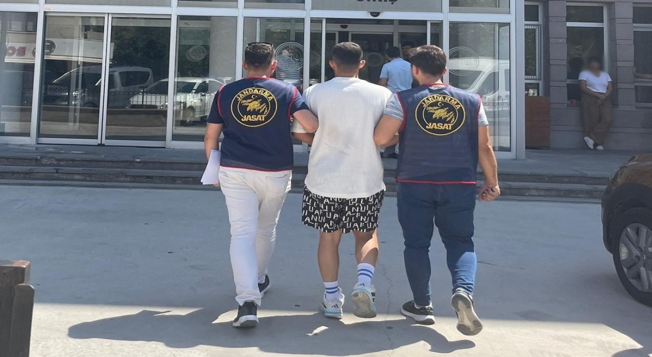 Şanlıurfada cezaevinden firar eden hükümlü Kuşadasında yakalandı